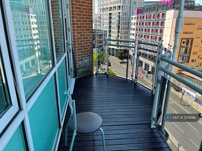 2 Bedroom Flat To Rent In Gerry Raffles Square, London, E15