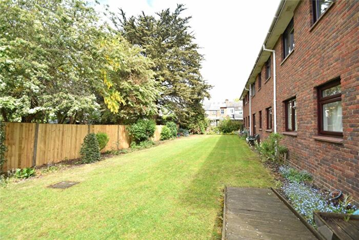 2 Bedroom Apartment To Rent In Clarence Court, Clarence Road, Windsor, Berkshire, SL4