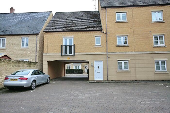 1 Bedroom Apartment For Sale In Witney, Oxfordshire, OX28
