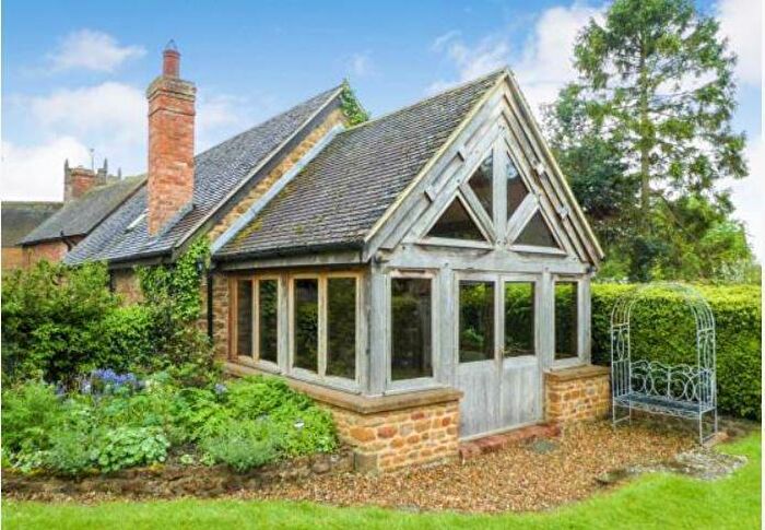 2 Bedroom Barn Conversion To Rent In Church End, Priors Hardwick, CV47