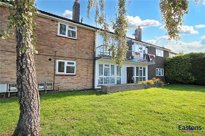 1 Bedroom Flat For Sale In St. Leonards Road, Epsom, Surrey, KT18