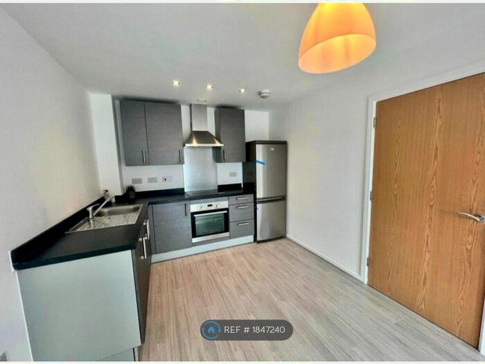 1 Bedroom Flat To Rent In Great Clowes Street, Salford, M7