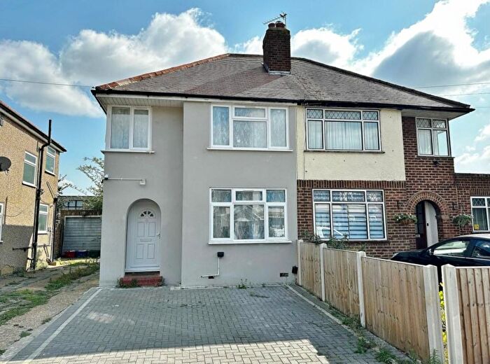 3 Bedroom Semi-Detached House To Rent In Letchworth Avenue, Feltham, TW14