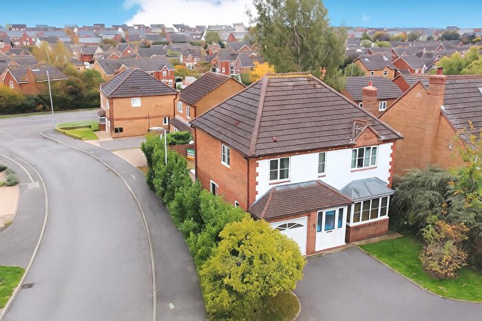 4 Bedroom Detached House For Sale In Middle Greeve, Wootton, Northampton, NN4