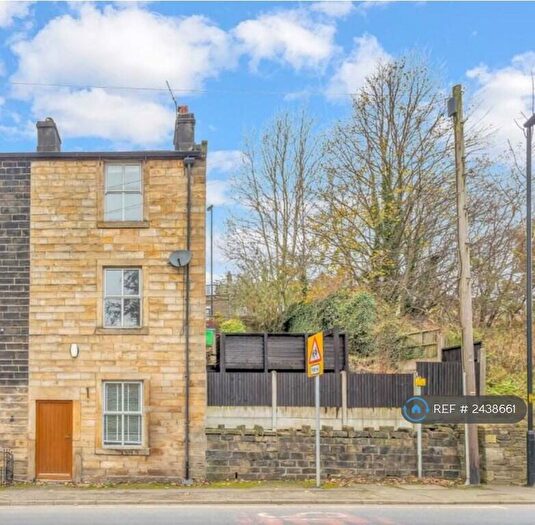 2 Bedroom End Of Terrace House To Rent In Barnes Meadows, Littleborough, OL15