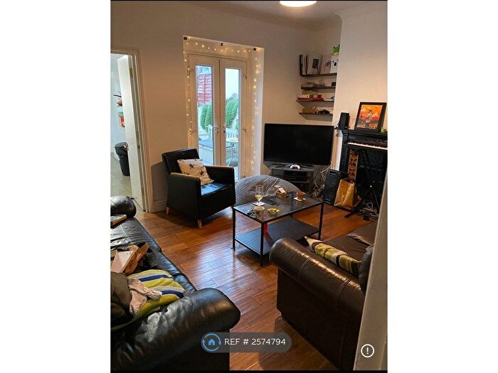 4 Bedroom Terraced House To Rent In Fishponds, Bristol, BS16