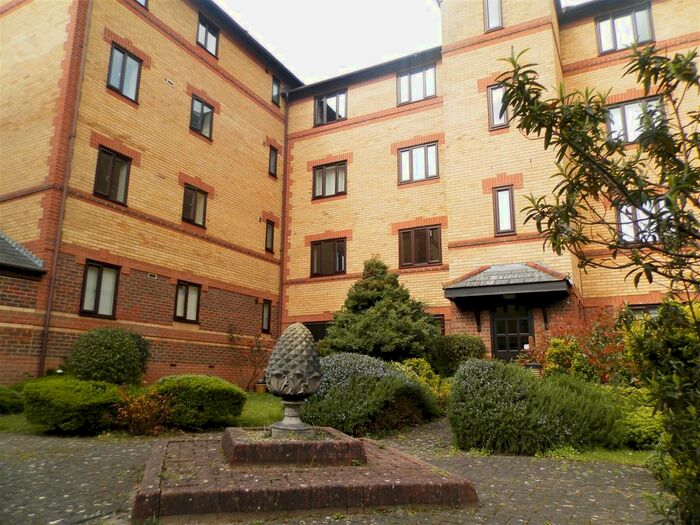 1 Bedroom Flat To Rent In Somerset Street, Redcliffe, Bristol, BS1