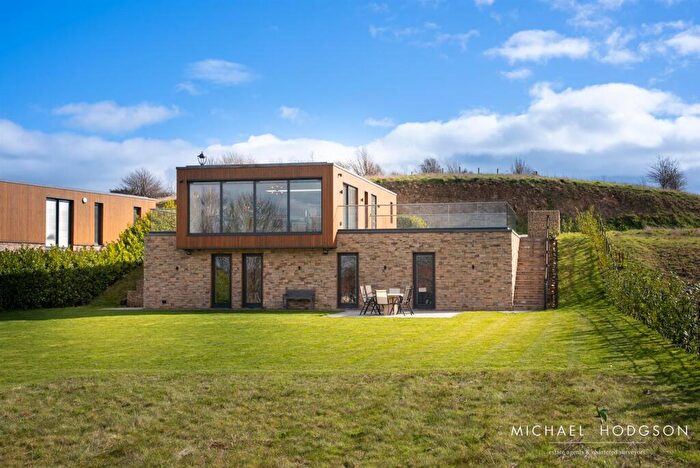 4 Bedroom Detached House For Sale In Spire View, Humbledon, Sunderland, SR3