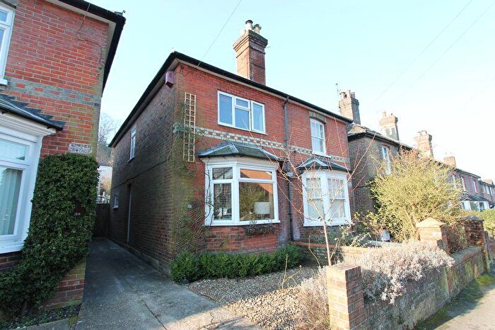 3 Bedroom Semi Detached House To Rent In Town End Street, Godalming, GU7