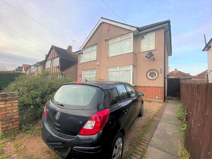 3 Bedroom Semi-Detached House To Rent In Shepiston Lane, Hayes, UB3