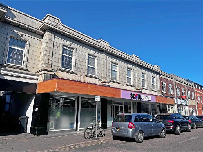 4 Bedroom Flat To Rent In Cardigan Road, Winton, Bournemouth, BH9