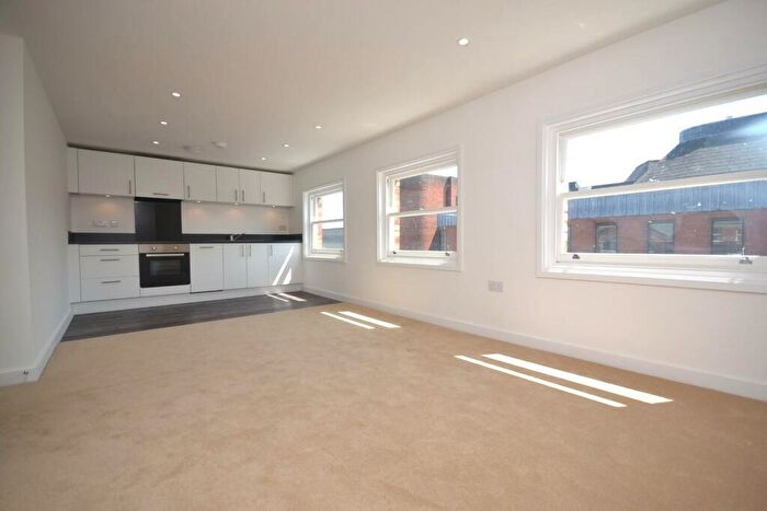2 Bedroom Apartment To Rent In Jacksons Corner, Reading, RG1