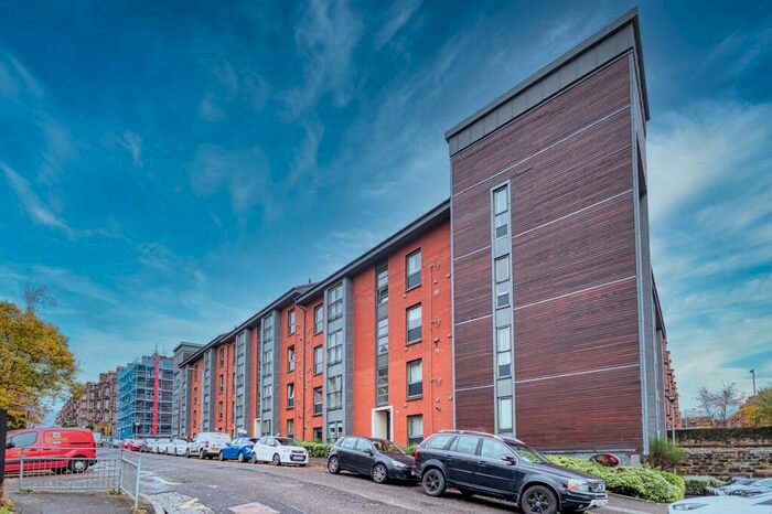 2 Bedroom Flat To Rent In Thornwood Avenue, Flat /, Thornwood, Glasgow, G11