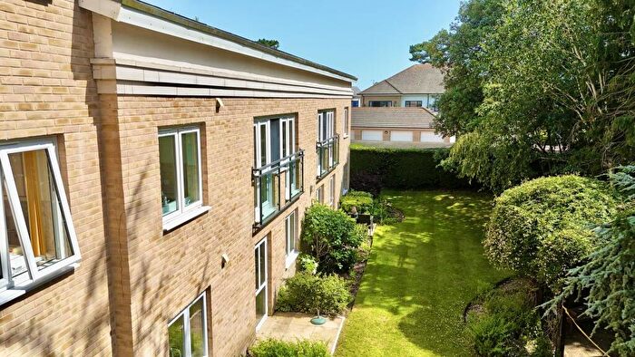 1 Bedroom Apartment For Sale In Wortley Road, Highcliffe On Sea, BH23