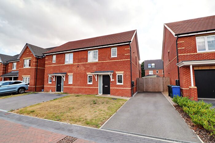 3 Bedroom Semi Detached House For Sale In School Lane, Doncaster, DN2