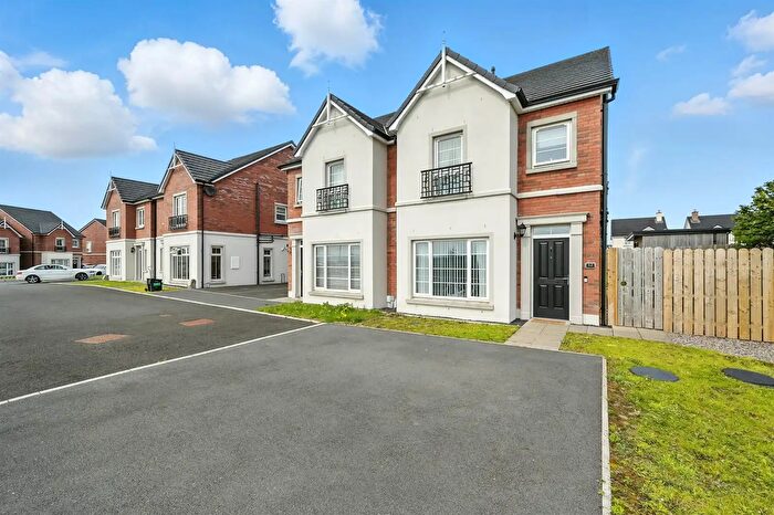 3 Bedroom Semi-detached Villas For Sale In Ballyoran Heights, Belfast, BT16