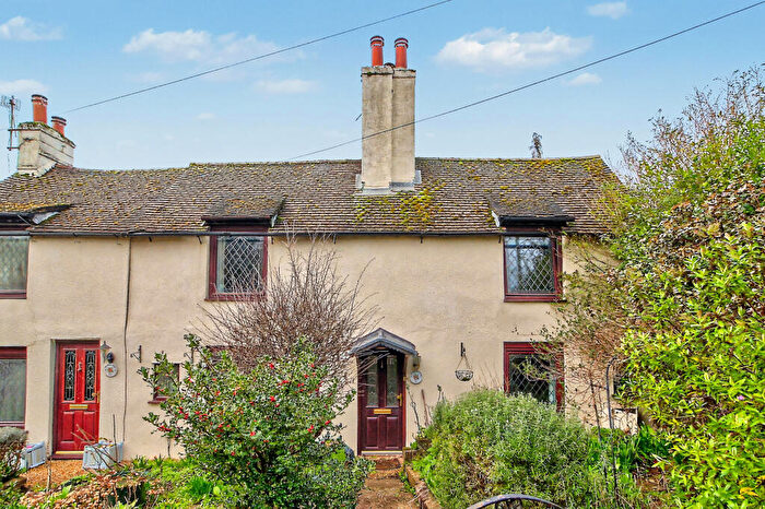 3 Bedroom Semi Detached House For Sale In Winchester Road, Basingstoke, RG21