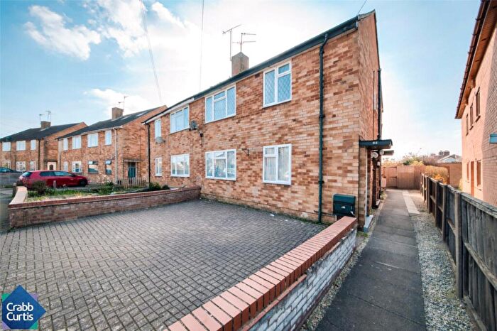2 Bedroom Maisonette For Sale In Acacia Road, Leamington Spa, CV32