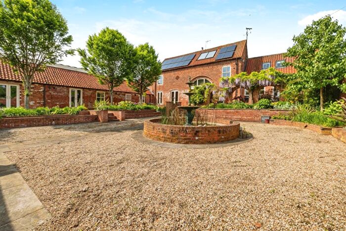 4 Bedroom Barn Conversion For Sale In Mill Lane, Caunton, Newark, NG23