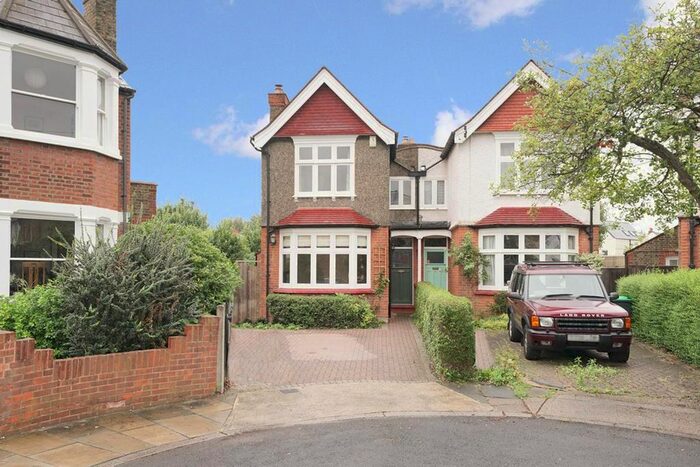 3 Bedroom Semi-Detached House To Rent In Bond Road, Tolworth, Surbiton KT6