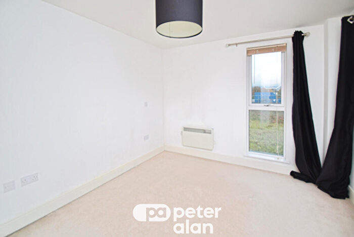 1 Bedroom Flat To Rent In Selskar Court, Newport, NP20
