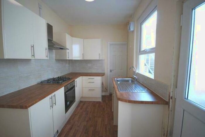 3 Bedroom House To Rent In Bartley Terrace, Plasmarl, SA6