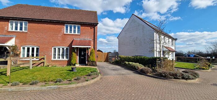 2 Bedroom Semi-Detached House For Sale In Sun Close, Plumpton Green, BN7