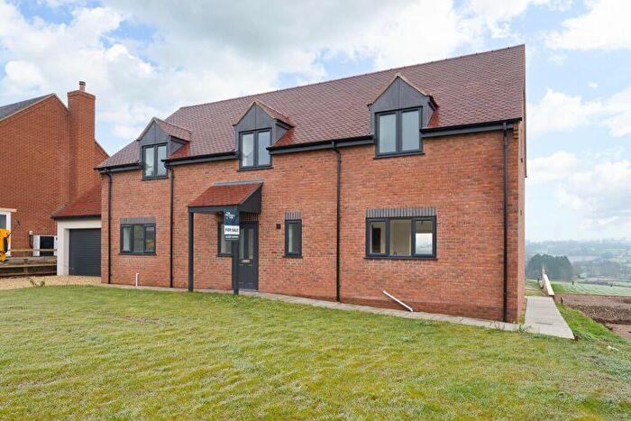 4 Bedroom Detached House For Sale In Strawberry Fields, Three Ashes, HR2