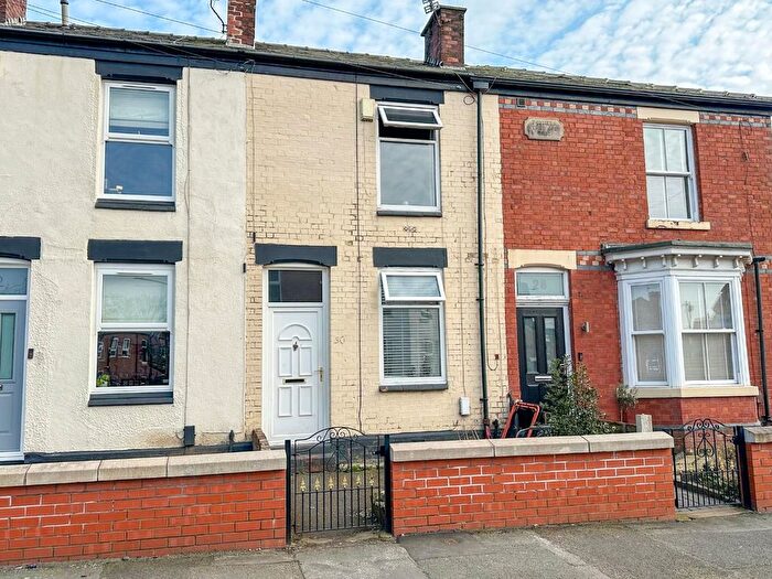 2 Bedroom Terraced House For Sale In Lloyd Street, Stockport, SK4