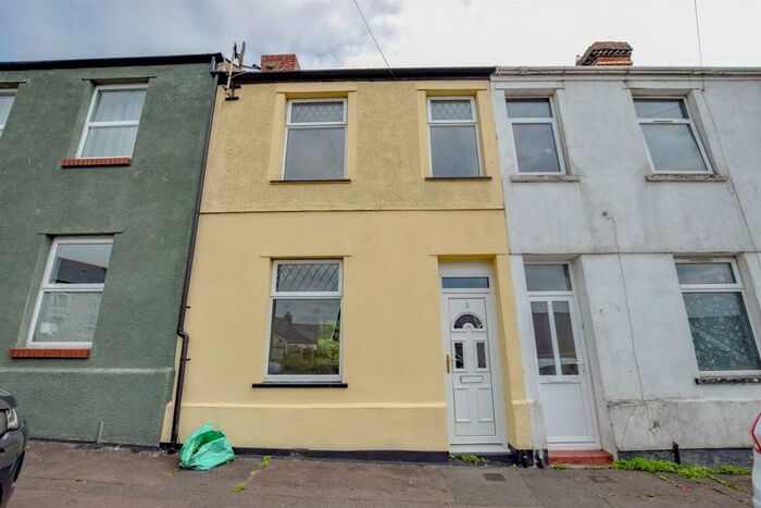 3 Bedroom Terraced House To Rent In Henry Street, Barry, CF63