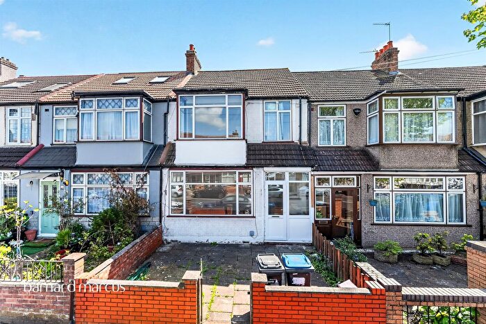 3 Bedroom Terraced House For Sale In Manor Road, Mitcham, CR4