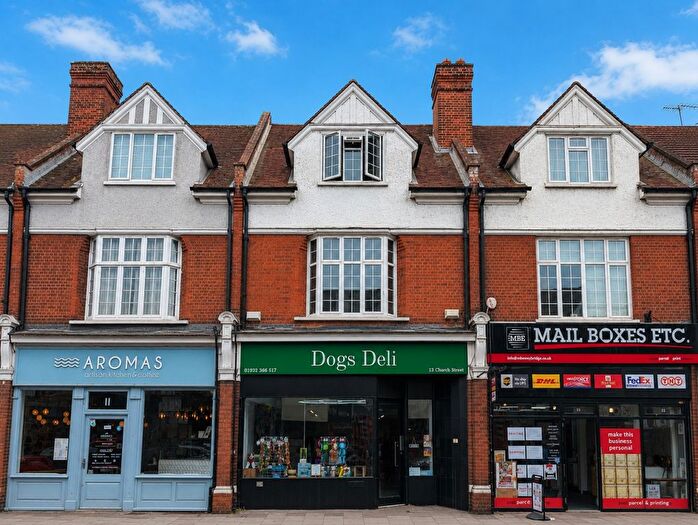 3 Bedroom Flat To Rent In Church Street, Weybridge, KT13