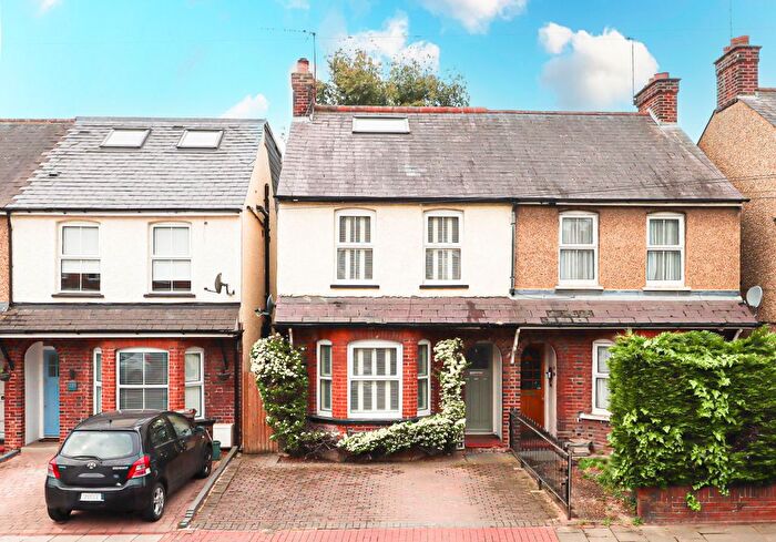 4 Bedroom Semi-detached House To Rent In High Street, London Colney, AL2