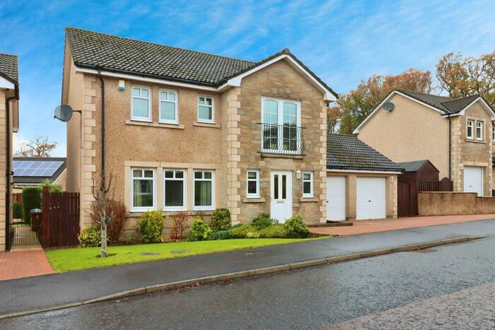 4 Bedroom Detached House For Sale In Blair Grove, Blairhall, Dunfermline, KY12