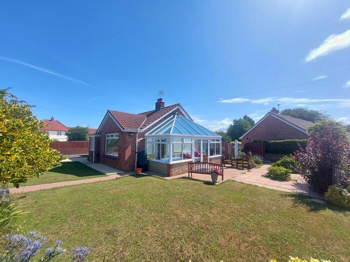 2 Bedroom Detached Bungalow For Sale In Alstone Gardens, West Huntspill, TA9