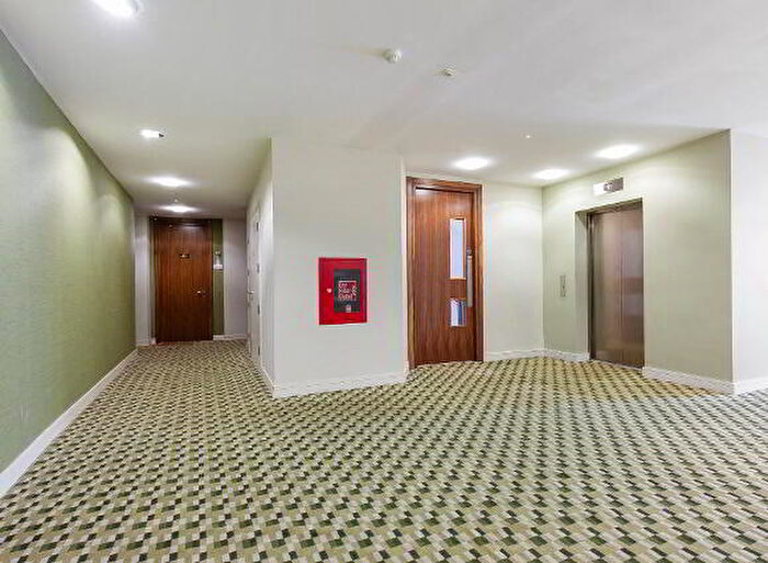 1 Bedroom Apartments For Sale In - The Arc, D Queens Road, Belfast, BT3