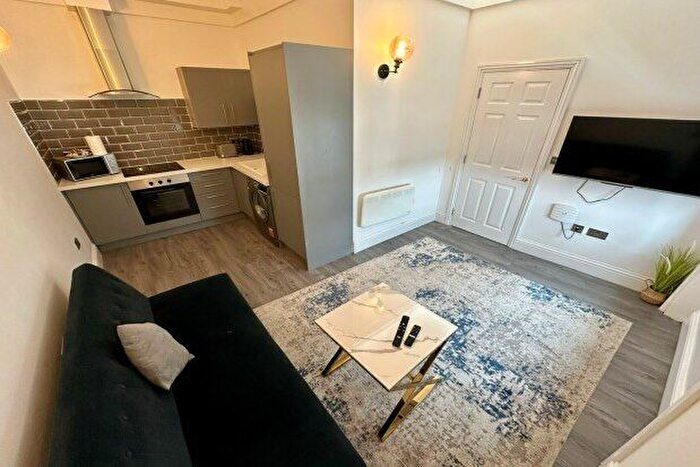 1 Bedroom Flat To Rent In - St. Johns North, Wakefield, WF1