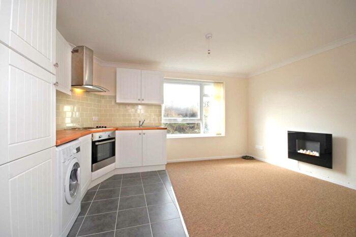 1 Bedroom Flat To Rent In Mewburn Road, Banbury, OX16