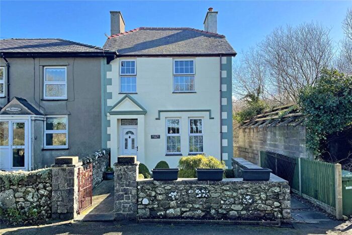 2 Bedroom End Of Terrace House For Sale In Clynnog Road, Pontllyfni, Caernarfon, Gwynedd, LL54