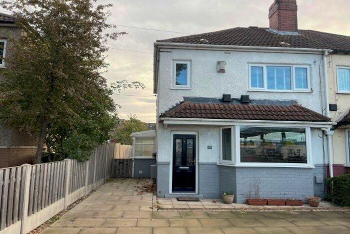 3 Bedroom Property To Rent In Park Road, Castleford, WF10