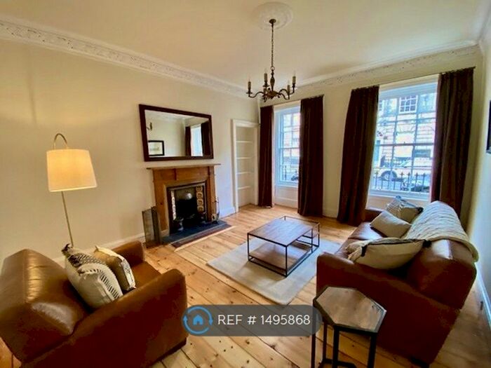 1 Bedroom Flat To Rent In Gfr Cumberland Street, Edinburgh, EH3