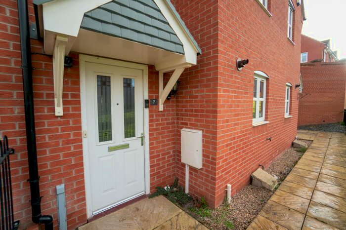 3 Bedroom Semi-Detached House To Rent In Husthwaite Lane, Hamilton, Leicester LE5