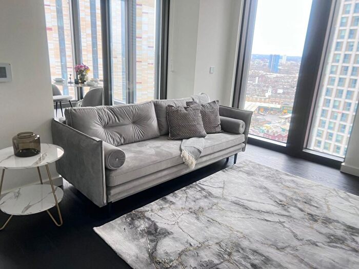 2 Bedroom Flat To Rent In Bondway London, SW8