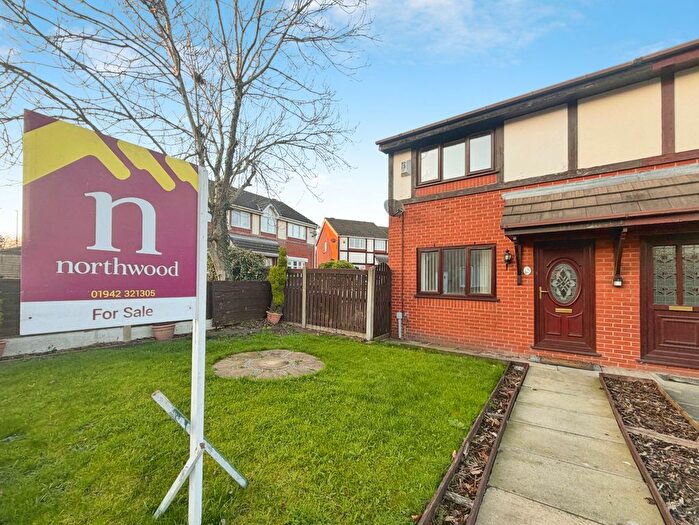 3 Bedroom Semi-Detached House For Sale In Westleigh Lane, Westleigh, Leigh, WN7