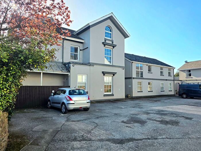1 Bedroom Flat For Sale In St Marychurch, Torquay, TQ1