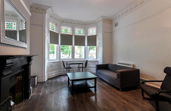 1 Bedroom Flat To Rent In Ninian Road, Roath Park, CF23