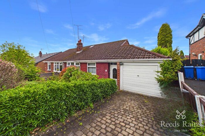 2 Bedroom Bungalow For Sale In Stanley Road, Denton, Manchester, Greater Manchester, M34