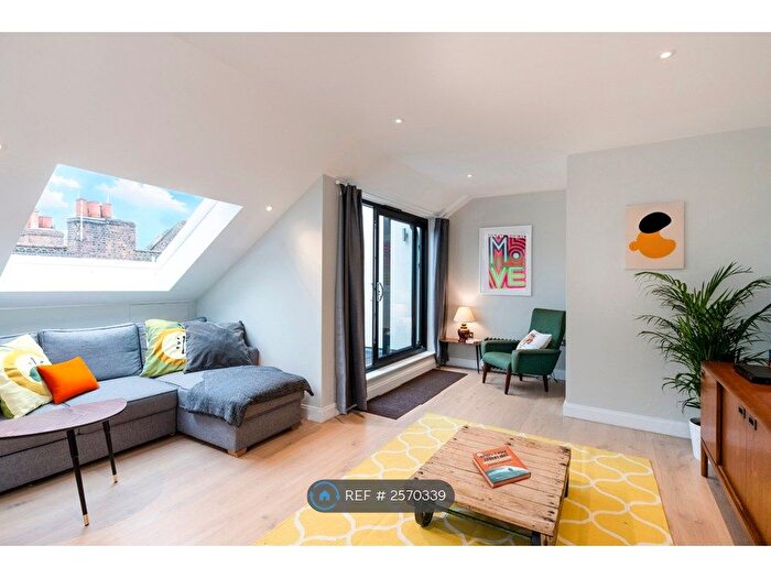 2 Bedroom Flat To Rent In Hanbury Street, London, E1