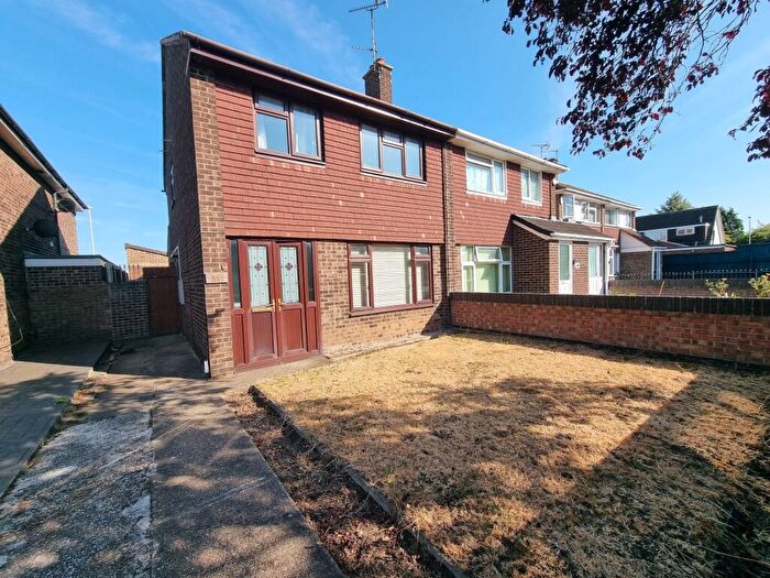 3 Bedroom Semi Detached House For Sale In Melton Road, Leicester, LE4