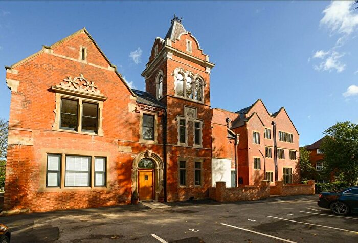 2 Bedroom Apartment To Rent In Marlborough Hall, Mapperley Park, NG3